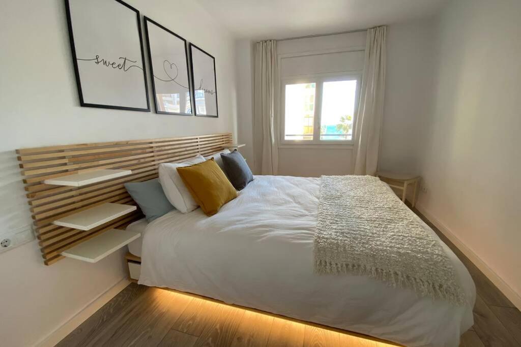Amplio Apartamento Seaview Leilighet Salou Eksteriør bilde