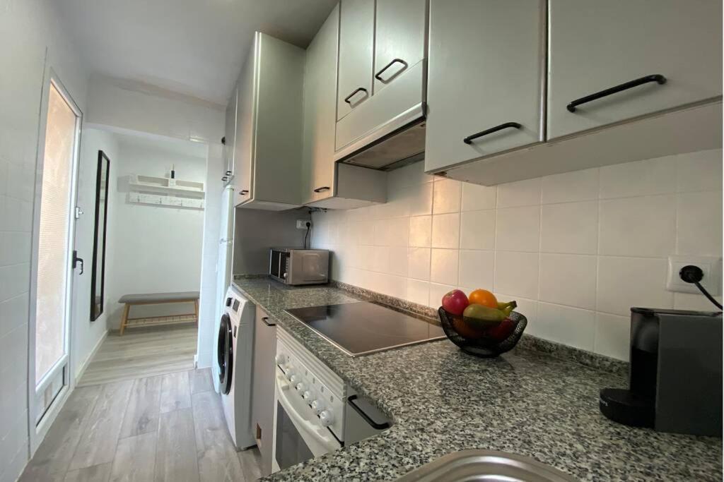 Amplio Apartamento Seaview Leilighet Salou Eksteriør bilde